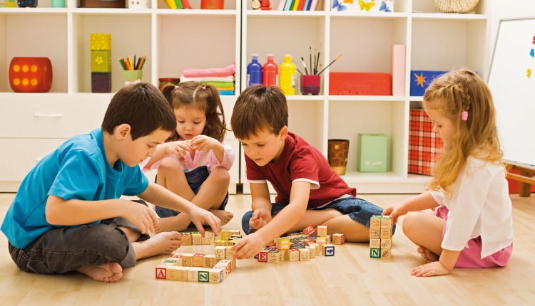 stumenti-bambino-eulab-scienzadellafelicità-laboratoriodellafelicità-laboratorio-della-felicità-scienza-della-felicità-rilab-rilaboriamo-ri-lab